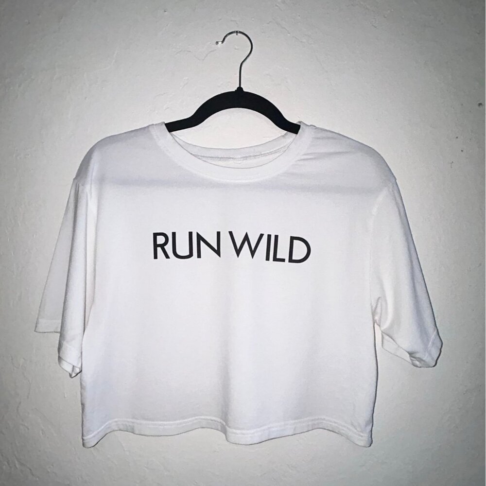 2/$25 graphic tee women